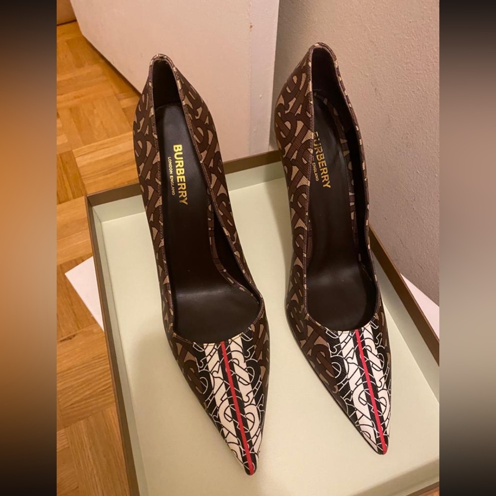 New heels worn once